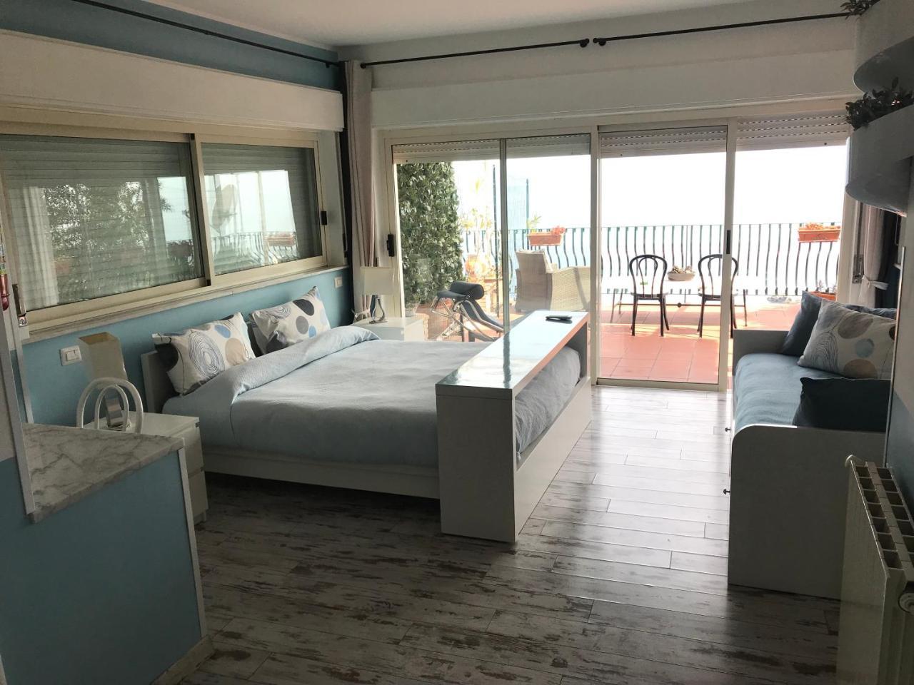 B&B La Terrazza Sul Mare تاورمينا المظهر الخارجي الصورة
